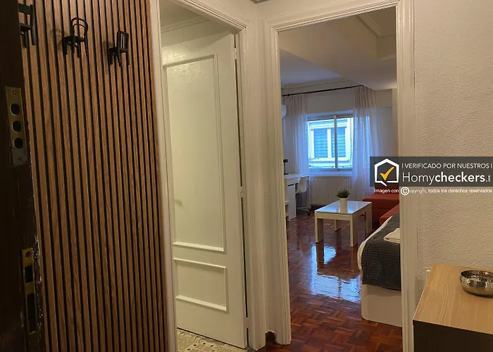 Homyat Julius * Salamanka